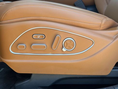 Certified 2026 Hyundai Palisade Calligraphy FWD image 15