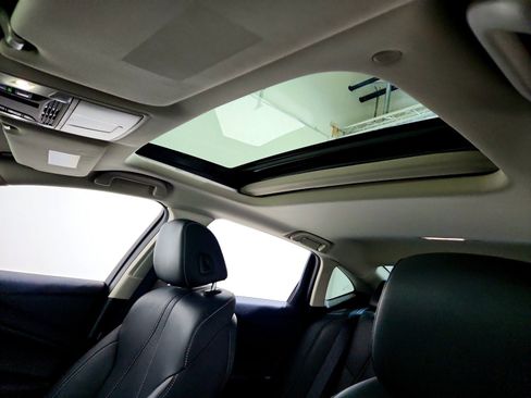 Used 2022 Acura TLX w/Technology Package image 11