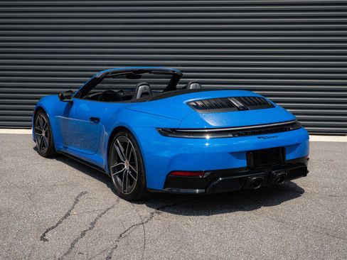 Certified 2025 Porsche 911 Carrera 4 GTS AWD/4WD image 3