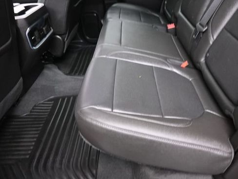 Used 2022 Chevrolet Silverado 2500 LTZ w/ LTZ Convenience Package AWD/4WD image 21