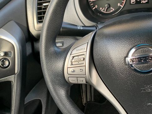 Used 2015 Nissan Altima 2.5 S w/ Sport Value Package image 13