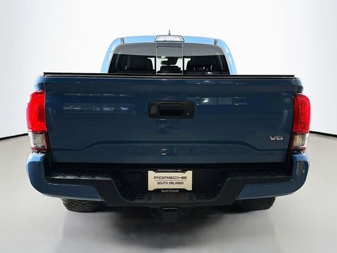 Used 2019 Toyota Tacoma TRD Sport AWD/4WD image 10