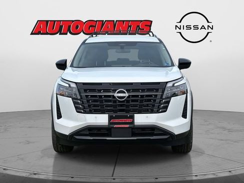 New 2026 Nissan Pathfinder SV image 7