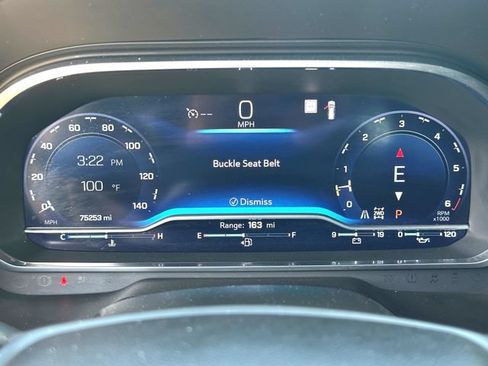 Used 2023 Chevrolet Suburban Z71 w/ Z71 Off-Road Package AWD/4WD image 12