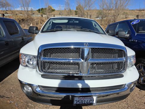 Used 2005 Dodge Ram 1500 Truck SLT w/ Quad Cab Big Horn Value Group image 2