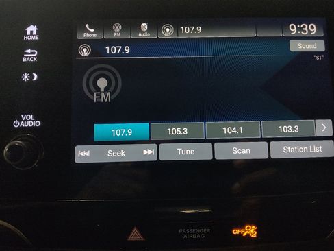 Used 2021 Honda Passport Sport image 25