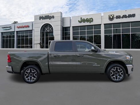 Used 2026 RAM 1500 Laramie AWD/4WD image 2