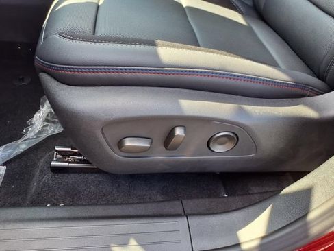 New 2025 Chevrolet Equinox EV RS w/ Active Safety Package 3 AWD/4WD image 10
