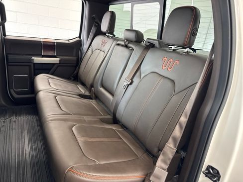 Used 2016 Ford F150 King Ranch w/ Equipment Group 601A Luxury AWD/4WD image 40