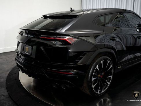 Used 2024 Lamborghini Urus S image 20