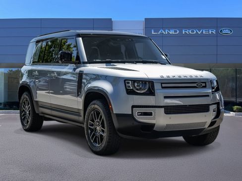 Used 2024 Land Rover Defender 110 S AWD/4WD image 3