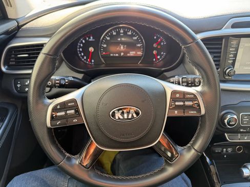 Used 2019 Kia Sorento SX AWD/4WD image 12