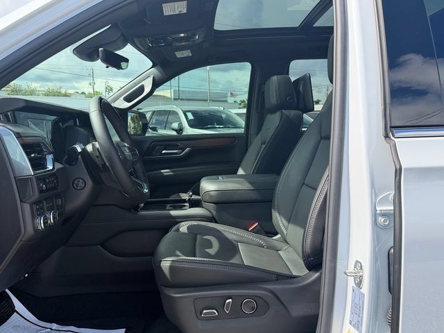 New 2026 GMC Yukon Denali w/ Denali Reserve Package AWD/4WD image 10