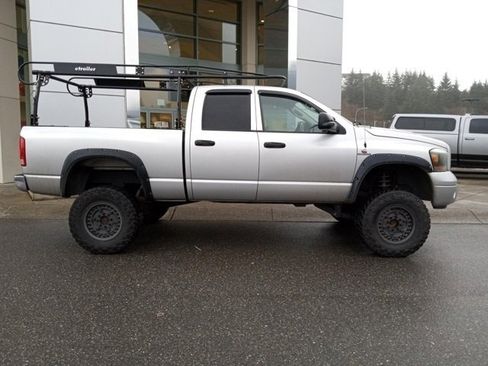 Used 2006 Dodge Ram 2500 Truck Laramie image 2