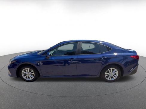 Used 2025 Toyota Camry LE FWD image 9