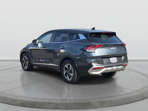 Used 2024 Kia Sportage LX FWD image 5