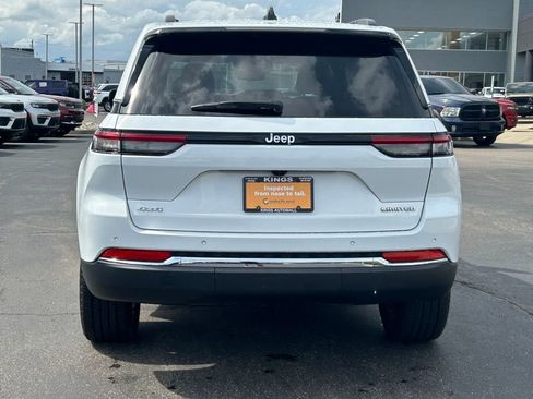 Certified 2023 Jeep Grand Cherokee Limited w/ Trailer Tow Prep Group (B) AWD/4WD image 6