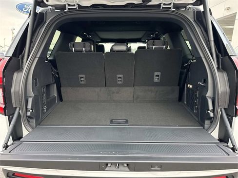 New 2025 Ford Expedition Platinum w/ Stealth Performance Package image 13