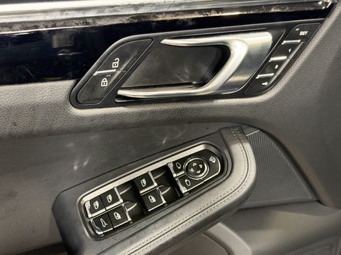 Certified 2026 Porsche Macan Turbo AWD/4WD image 23