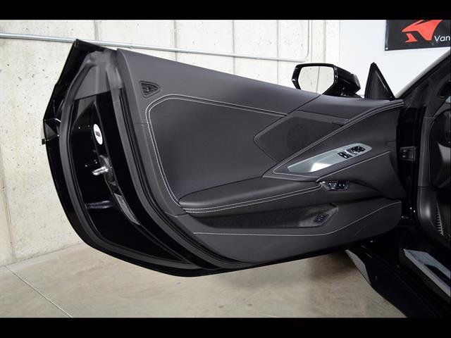 Used 2024 Chevrolet Corvette Z06 RWD image 10