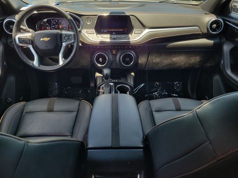 Used 2021 Chevrolet Blazer Premier w/ Driver Confidence II Package FWD image 12
