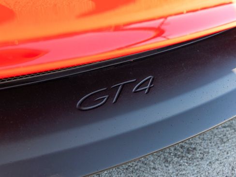 Certified 2023 Porsche 718 Cayman GT4 RWD image 17