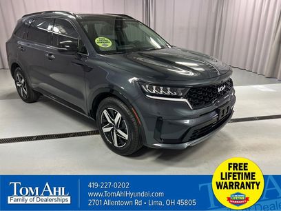 Used 2023 Kia Sorento S w/ Panoramic Sunroof Package