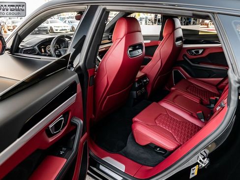 Used 2020 Lamborghini Urus AWD/4WD image 17