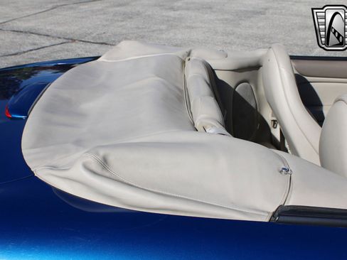 Used 1998 Jaguar XK8 Convertible image 10