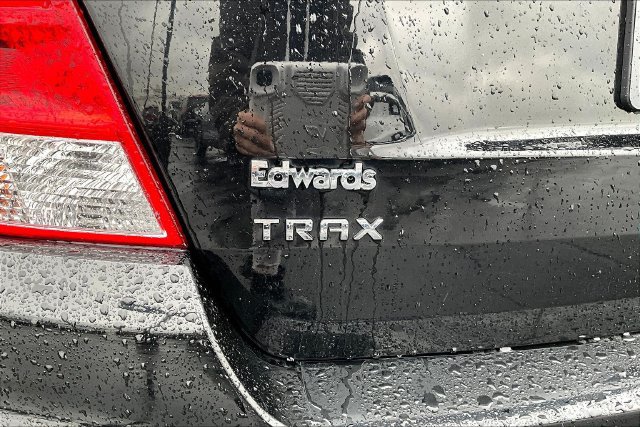 Used 2018 Chevrolet Trax LS FWD image 21