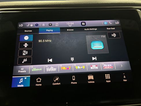 Used 2024 Jeep Wagoneer L Series II AWD/4WD image 33