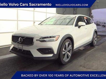 Used 2025 Volvo V60 B5 Cross Country Plus