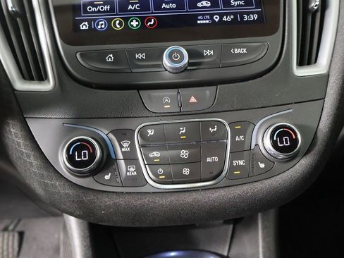 Used 2024 Chevrolet Malibu LT image 41