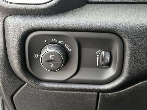 New 2026 RAM 2500 Big Horn AWD/4WD image 15