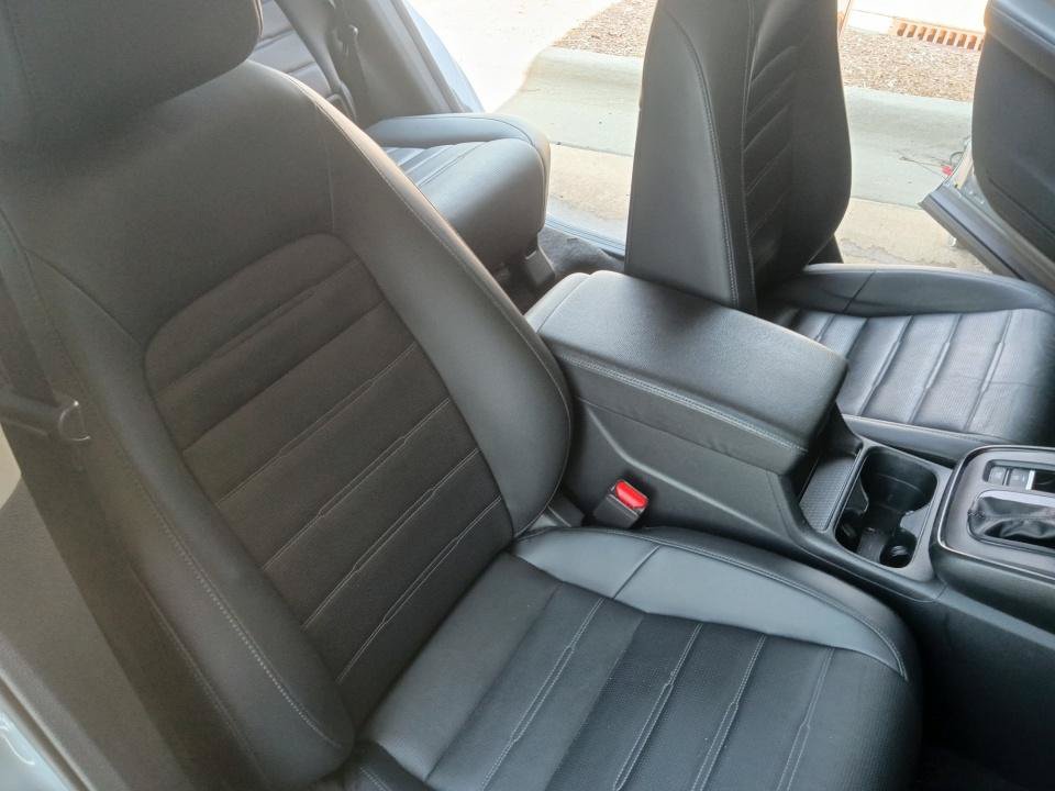 Used 2024 Honda CR-V EX-L image 32