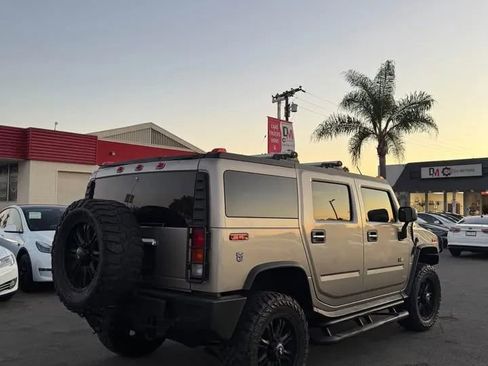 Used 2003 HUMMER H2 w/ Preferred Equipment Group image 4