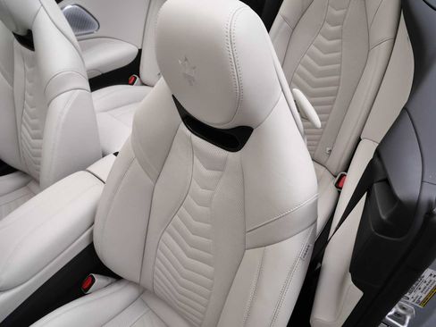 Used 2025 Maserati GranCabrio Modena AWD/4WD image 20