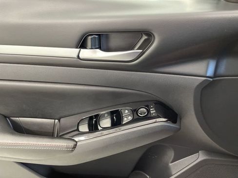 Certified 2024 Nissan Altima 2.0 SR image 22