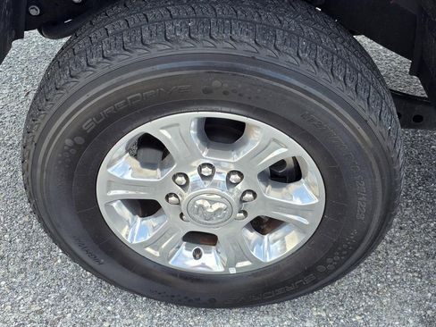 Used 2024 RAM 3500 Big Horn image 36