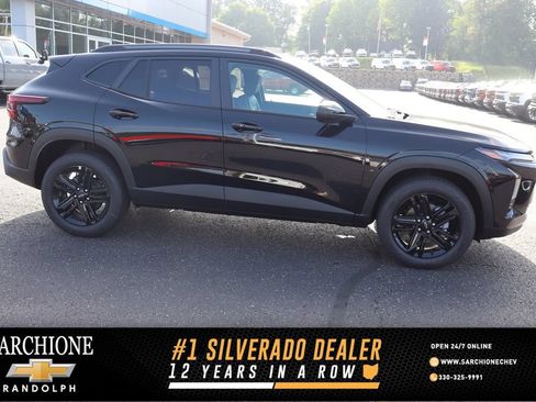 New 2026 Chevrolet Trax ACTIV w/ Driver Confidence Package FWD image 1