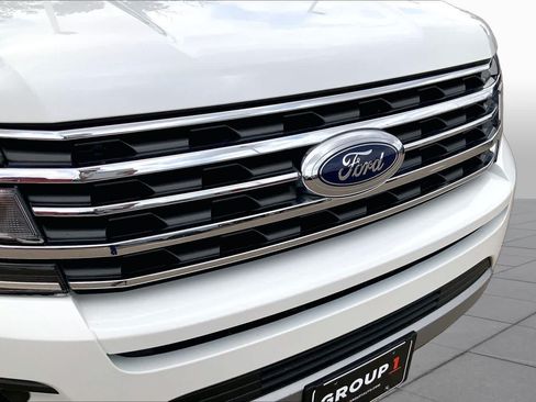 Used 2020 Ford Expedition XLT w/ Equipment Group 202A RWD image 36