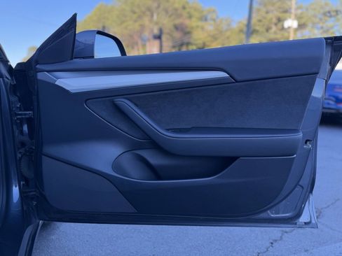 Used 2022 Tesla Model 3 Long Range image 34