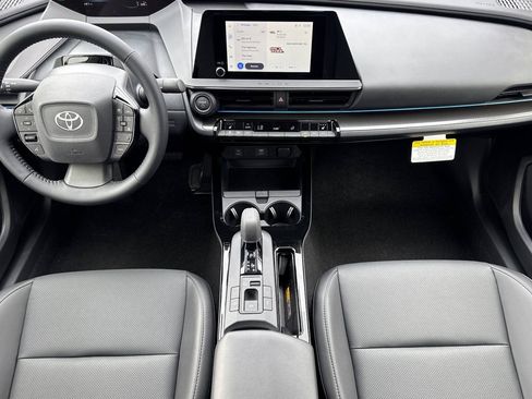 New 2026 Toyota Prius Plug-In Hybrid FWD image 15