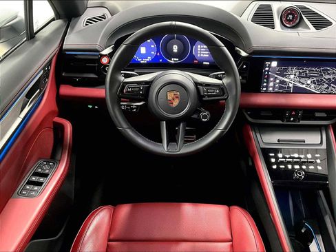 Used 2025 Porsche Macan 4S Electric image 16