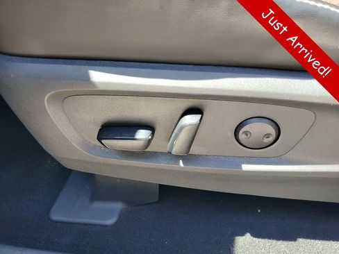 Used 2023 Nissan Pathfinder Platinum AWD/4WD image 21