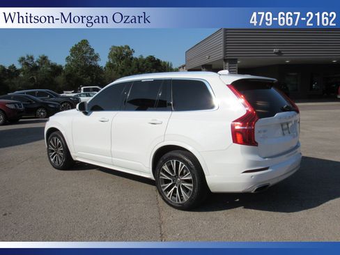 Used 2020 Volvo XC90 T6 Momentum w/ Protection Package Premier AWD/4WD image 11