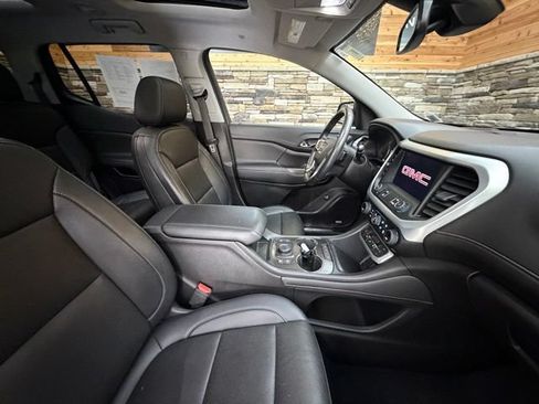 Used 2022 GMC Acadia SLT w/ Elevation Edition AWD/4WD image 17