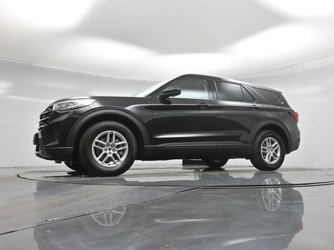 New 2026 Ford Explorer Active RWD image 49