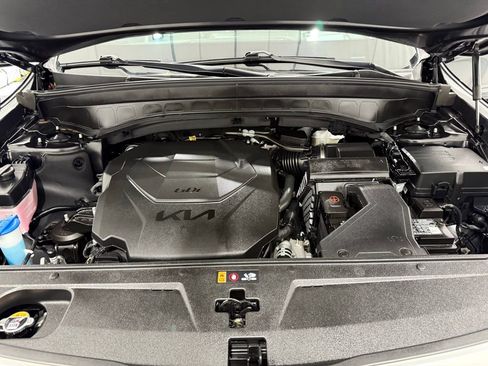 Used 2025 Kia Telluride SX Prestige image 10