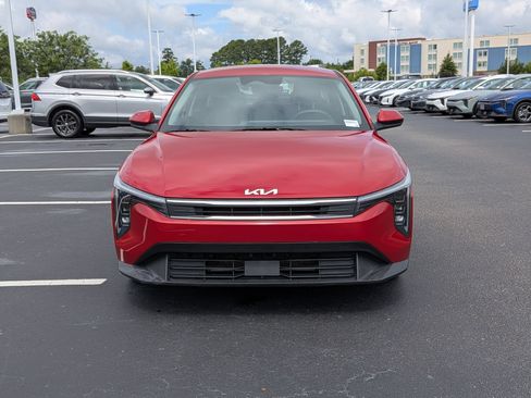 Used 2025 Kia K4 FWD image 8